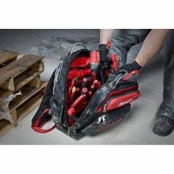 Outlet 🌟 Milwaukee 15 in. Ultimate Jobsite 🎒 Backpack 🎁 -Deals Tool Storage Store black milwaukee tool bags 48 22 8201 1f 1000