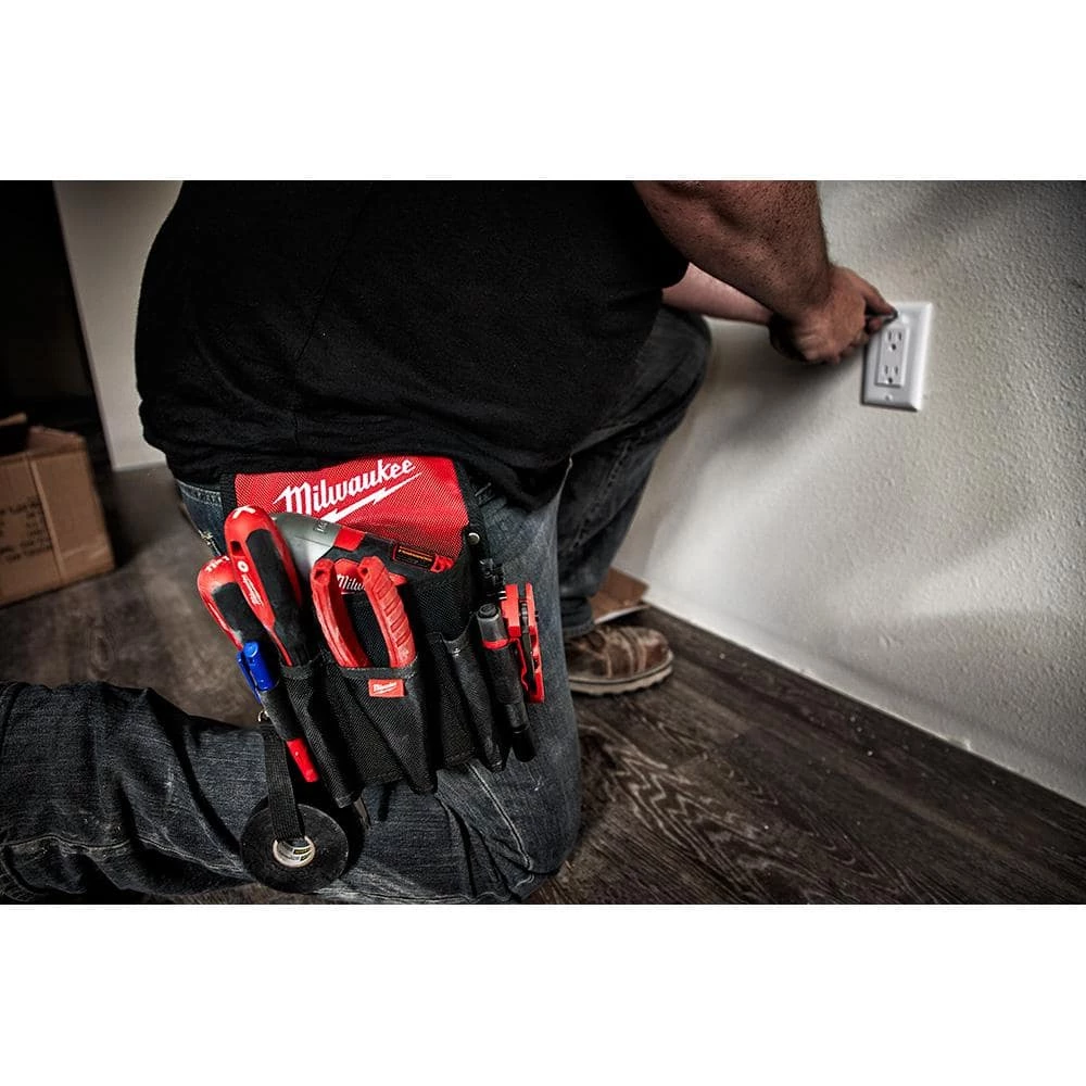 Outlet ๐ Milwaukee 15 in. Ultimate Jobsite ๐ Backpack with 9-Pocket Utility Pouch ๐คฉ 8 Outlet ๐ Milwaukee 15 in. Ultimate Jobsite ๐ Backpack with 9-Pocket Utility Pouch ๐คฉ - Image 6